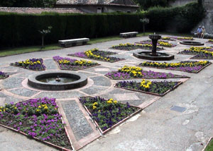 シミエ修道院庭園